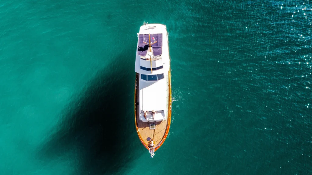 A Timeless Masterpiece managed by lover lips - Lover lips