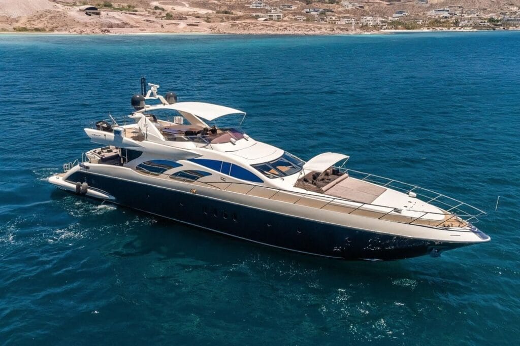 PHOTO-2024-09-21-18-56-01 - Lover Lips Yachts