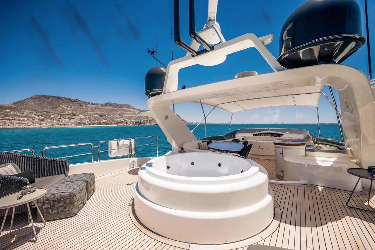 PHOTO 2024 09 21 18 56 06 2% | Luxury Yacht Charter La Paz - Lover Lips Yachts 💋