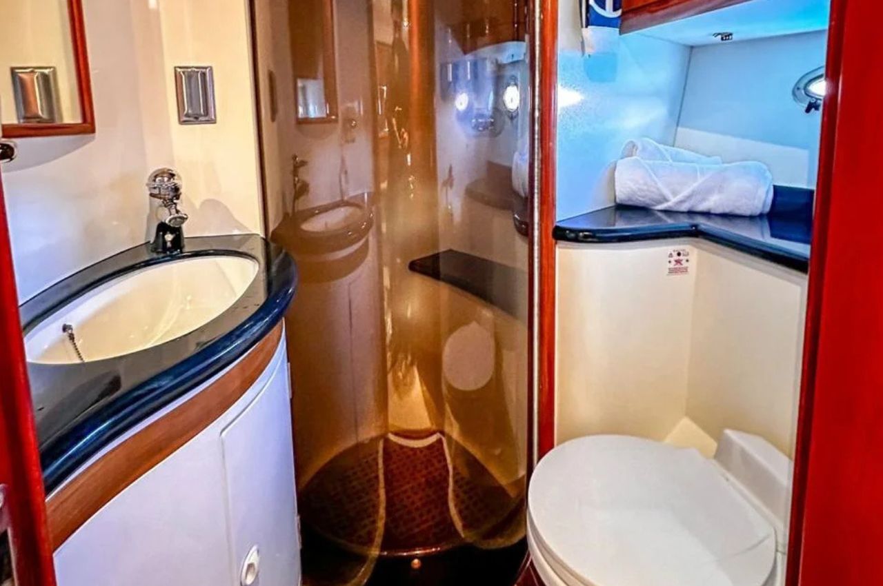 Slider 8 2% | Luxury Yacht Charter La Paz - Lover Lips Yachts 💋