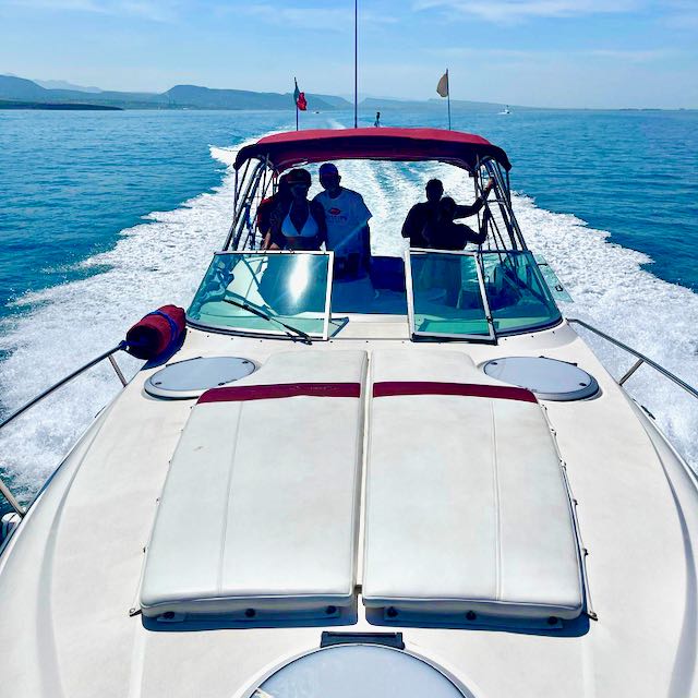 The Most Affordable Luxury Yacht in La Pz