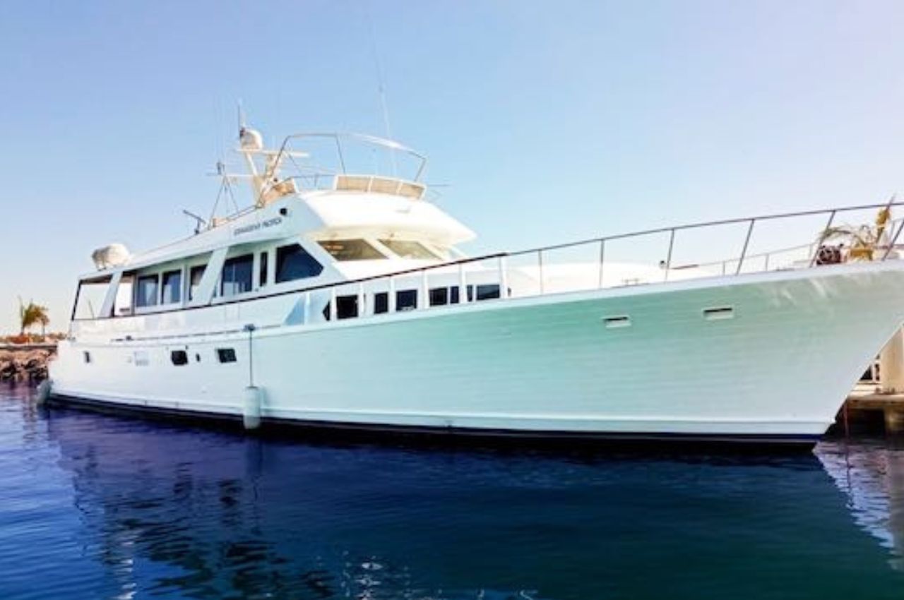 BAJA PACIFICA fleet 5% | Luxury Yacht Charter La Paz - Lover Lips Yachts 💋