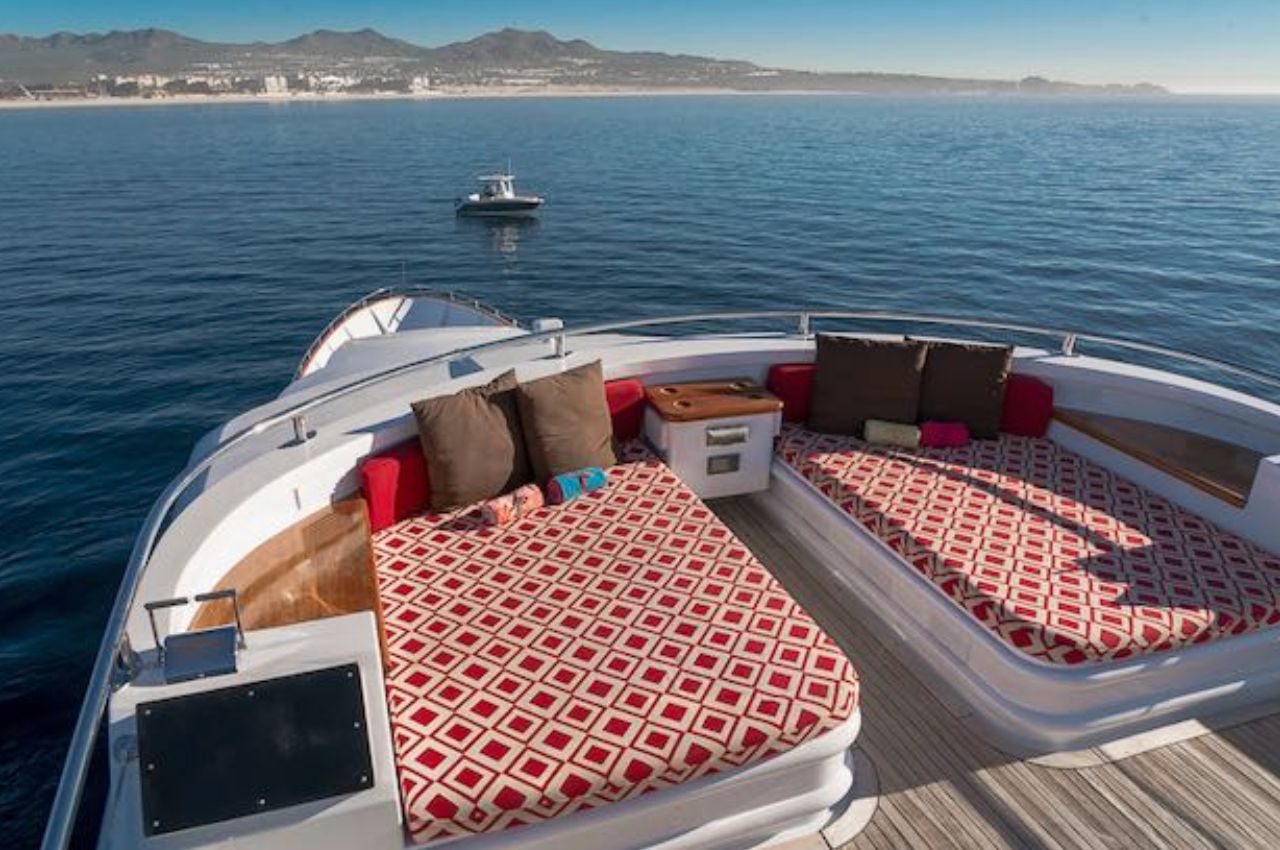 Maranatha 120 1% | Luxury Yacht Charter La Paz - Lover Lips Yachts 💋