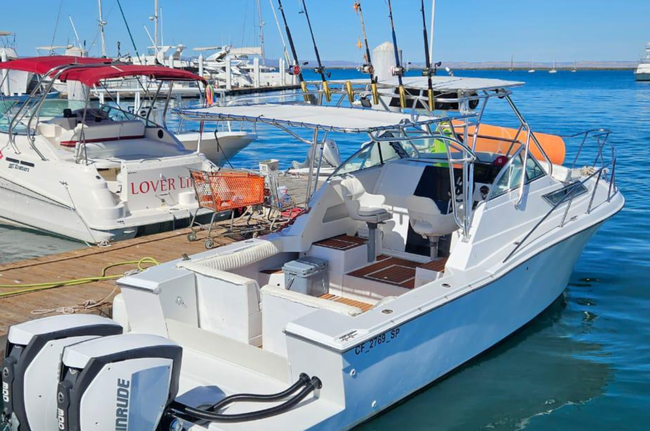Well Craft 5% | Luxury Yacht Charter La Paz - Lover Lips Yachts 💋