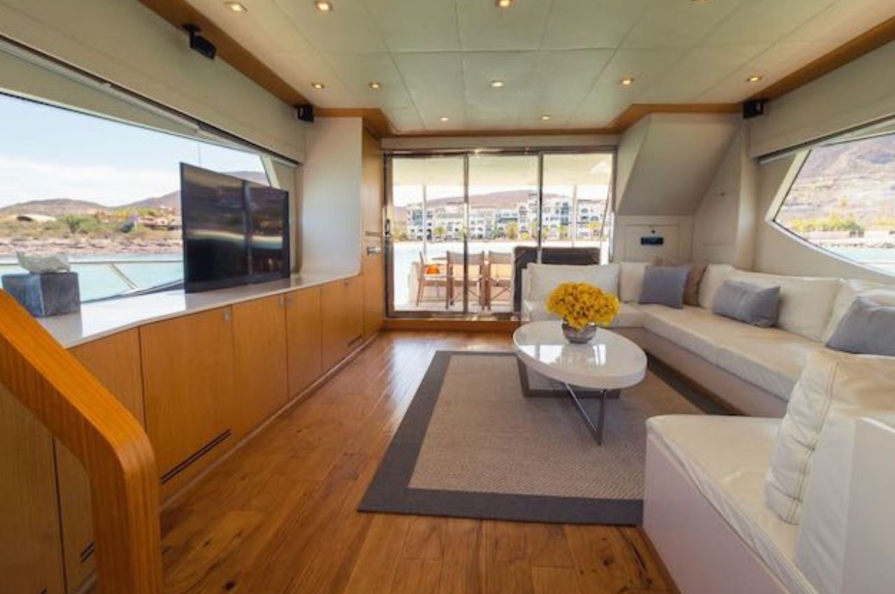 Numarine 80 2% | Luxury Yacht Charter La Paz - Lover Lips Yachts 💋