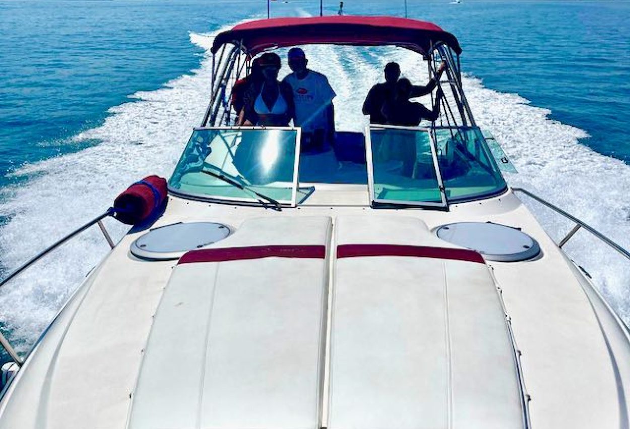 The Most Affordable Luxury Yacht in La Pz