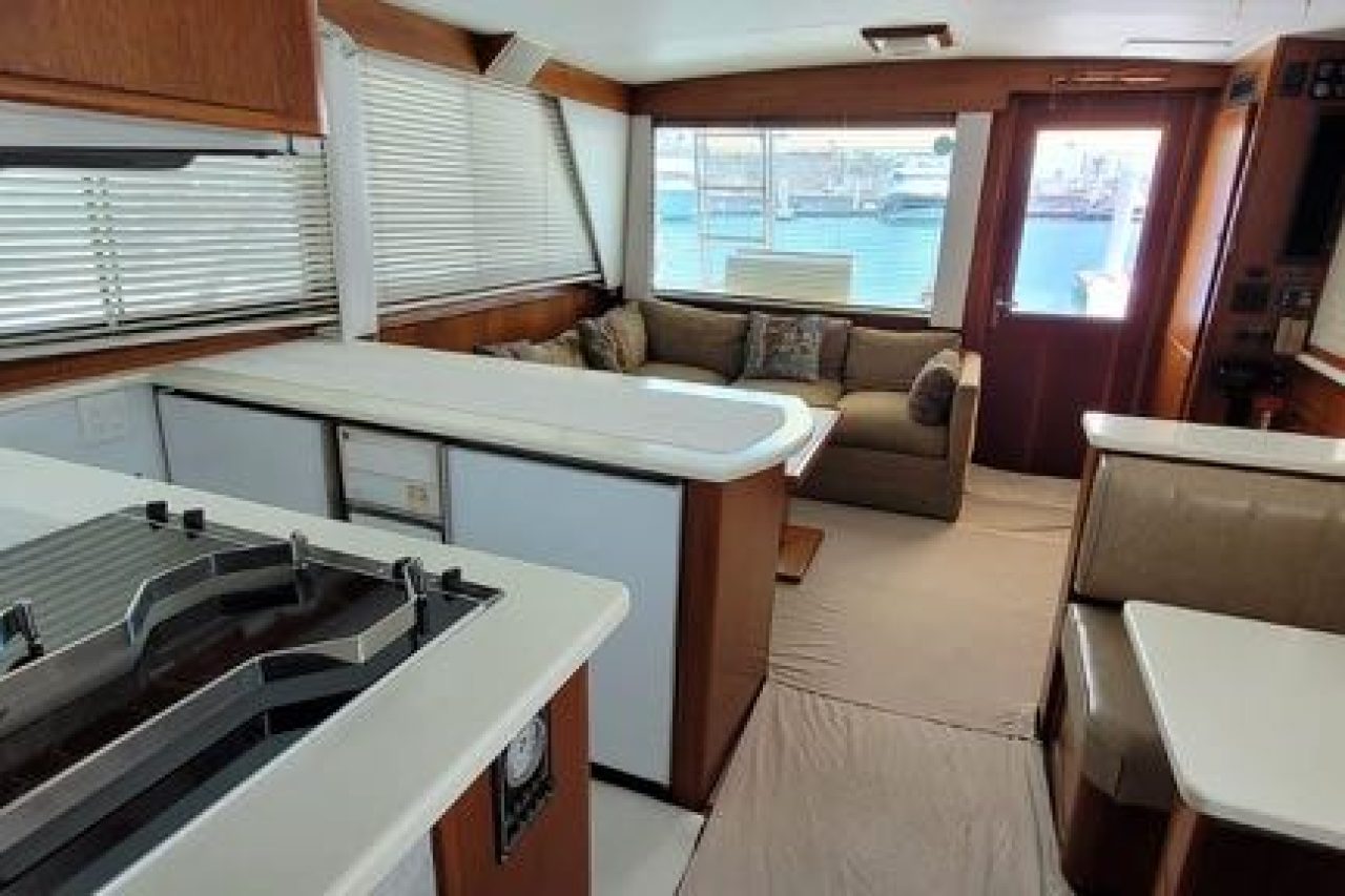 Hatteras 50 (5)